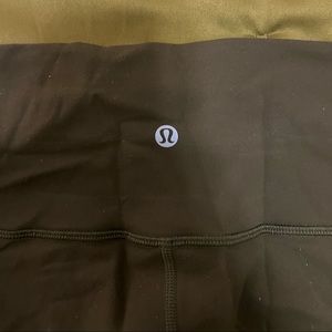 Lulu lemon 28” Green leggings. High waisted.